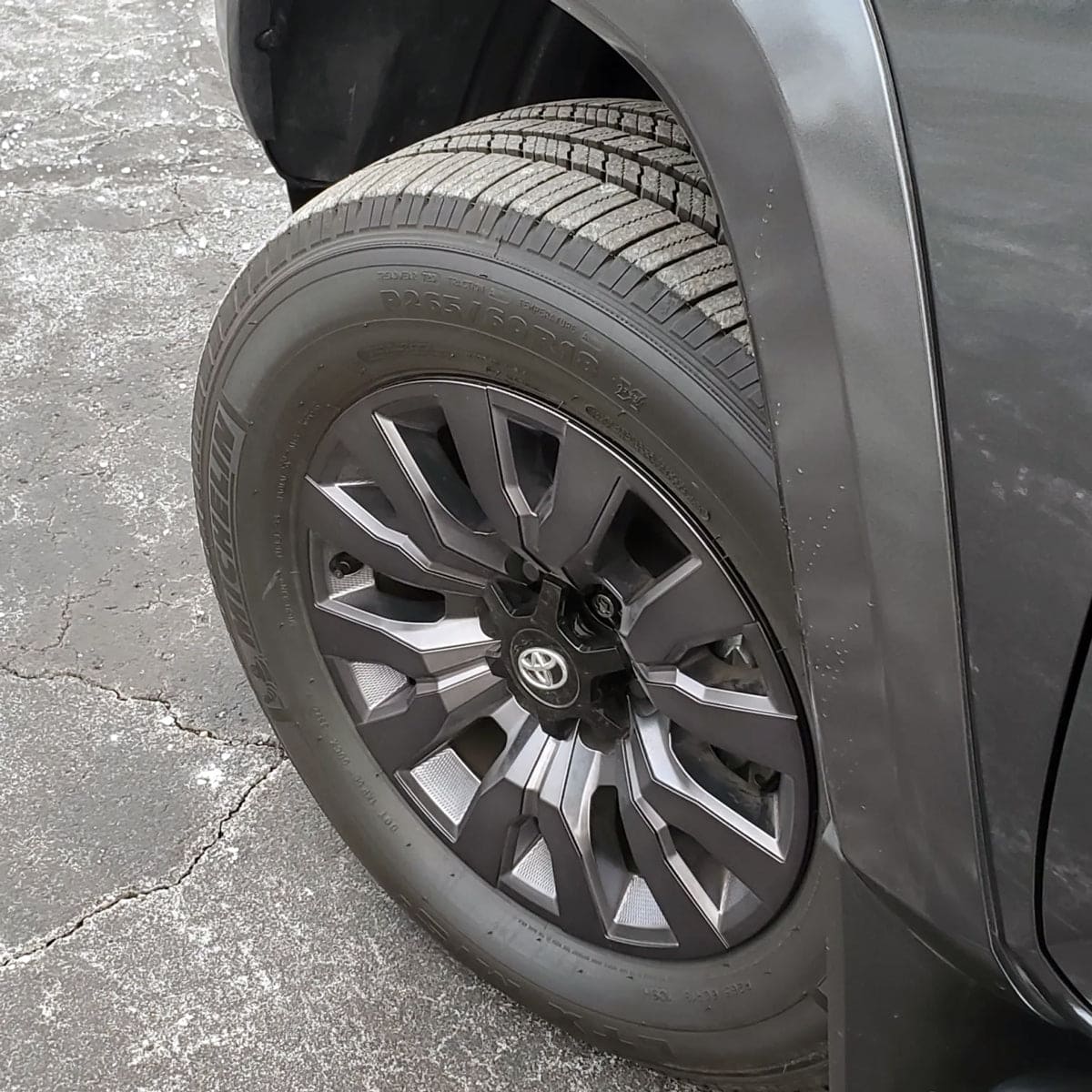 21-24 Toyota Tacoma Nightshade 18
